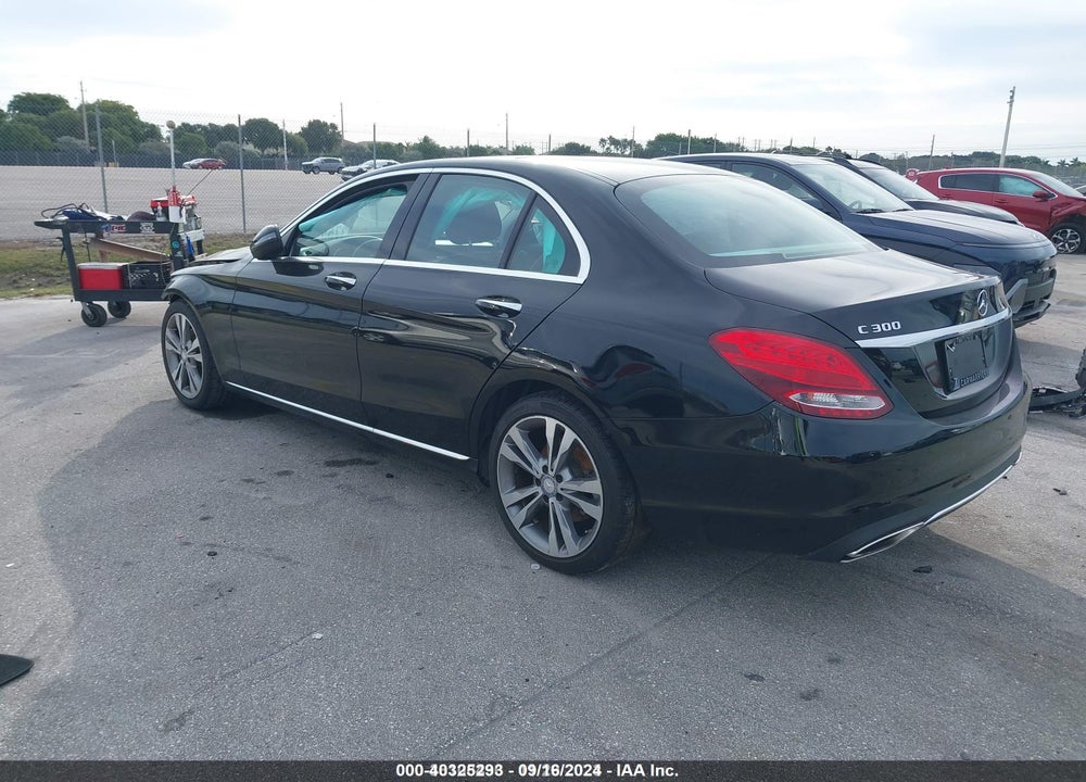 2017 MERCEDES-BENZ C 300 LUXURY/SPORT VIN: WDDWF4JB5HR248175