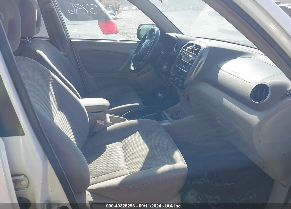 2004 TOYOTA RAV4 VIN: JTEGD20V240012629