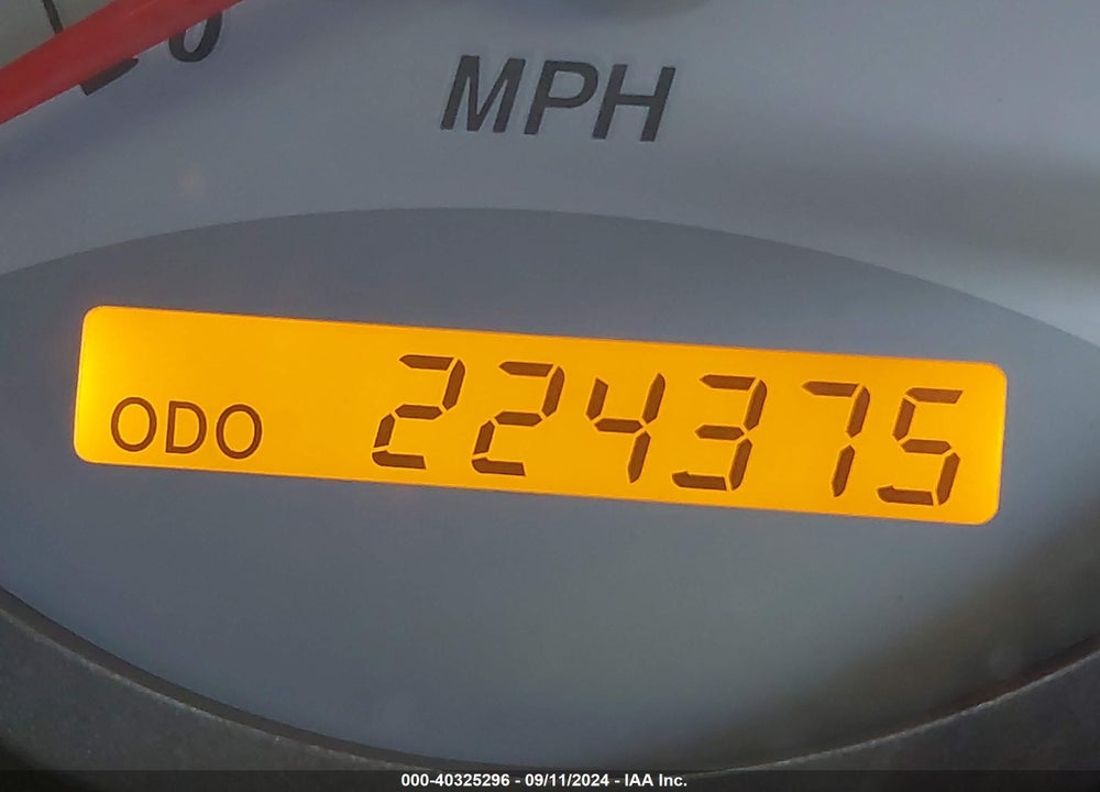 2004 TOYOTA RAV4 VIN: JTEGD20V240012629