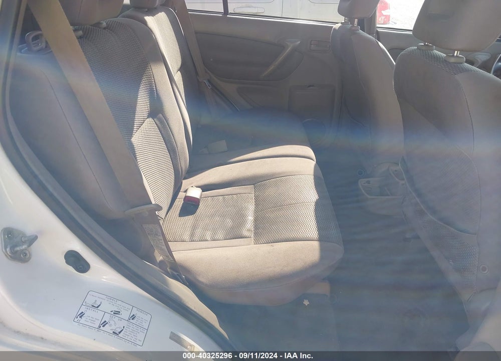 2004 TOYOTA RAV4 VIN: JTEGD20V240012629