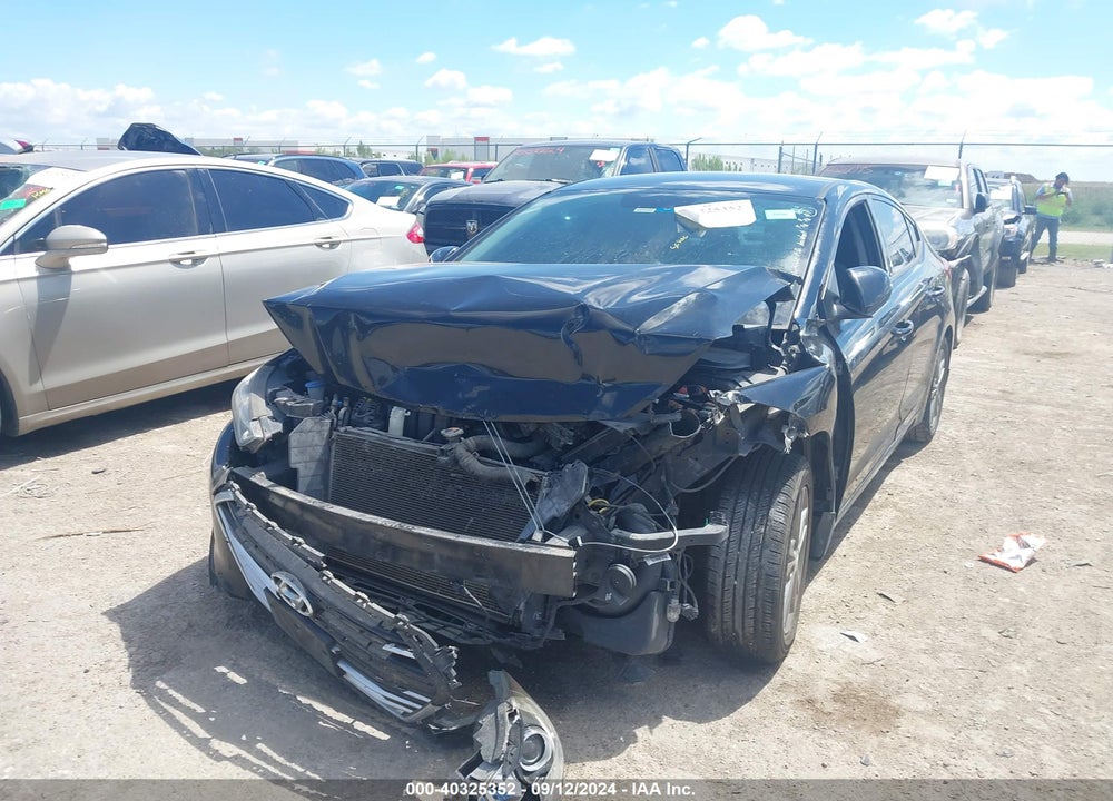 2017 HYUNDAI ELANTRA SE VIN: 5NPD84LF6HH074958