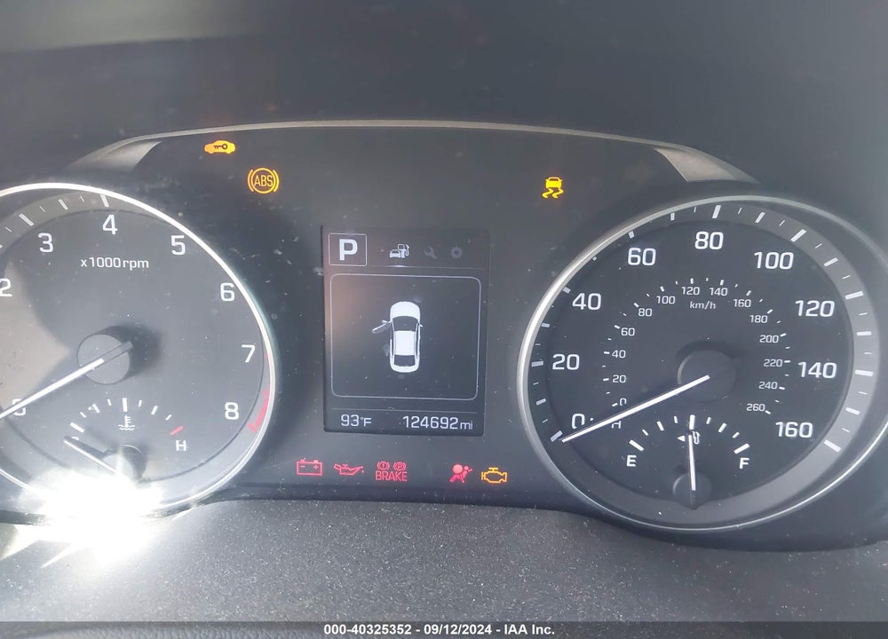 2017 HYUNDAI ELANTRA SE VIN: 5NPD84LF6HH074958