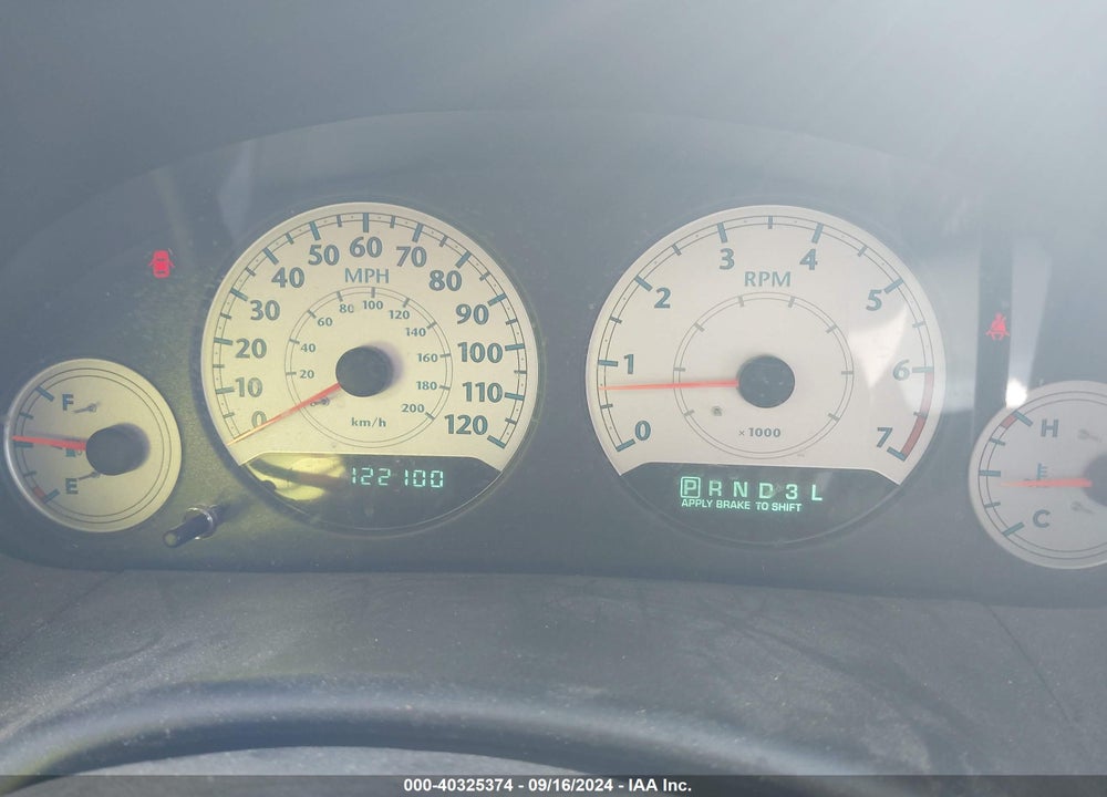 2006 CHRYSLER TOWN & COUNTRY LX VIN: 2A4GP44R36R882185