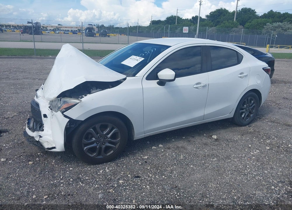 2019 TOYOTA YARIS LE VIN: 3MYDLBYV1KY503177