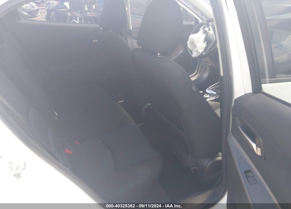 2019 TOYOTA YARIS LE VIN: 3MYDLBYV1KY503177
