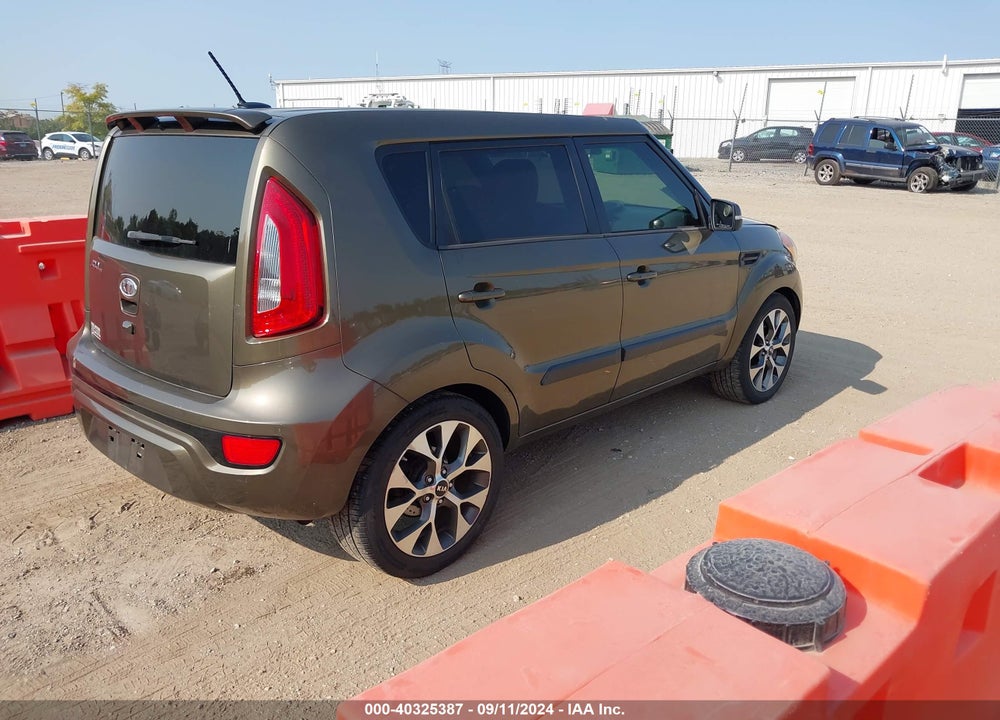 2012 KIA SOUL VIN: KNDJT2A61C7401997