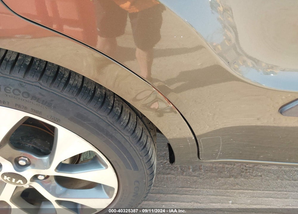 2012 KIA SOUL VIN: KNDJT2A61C7401997