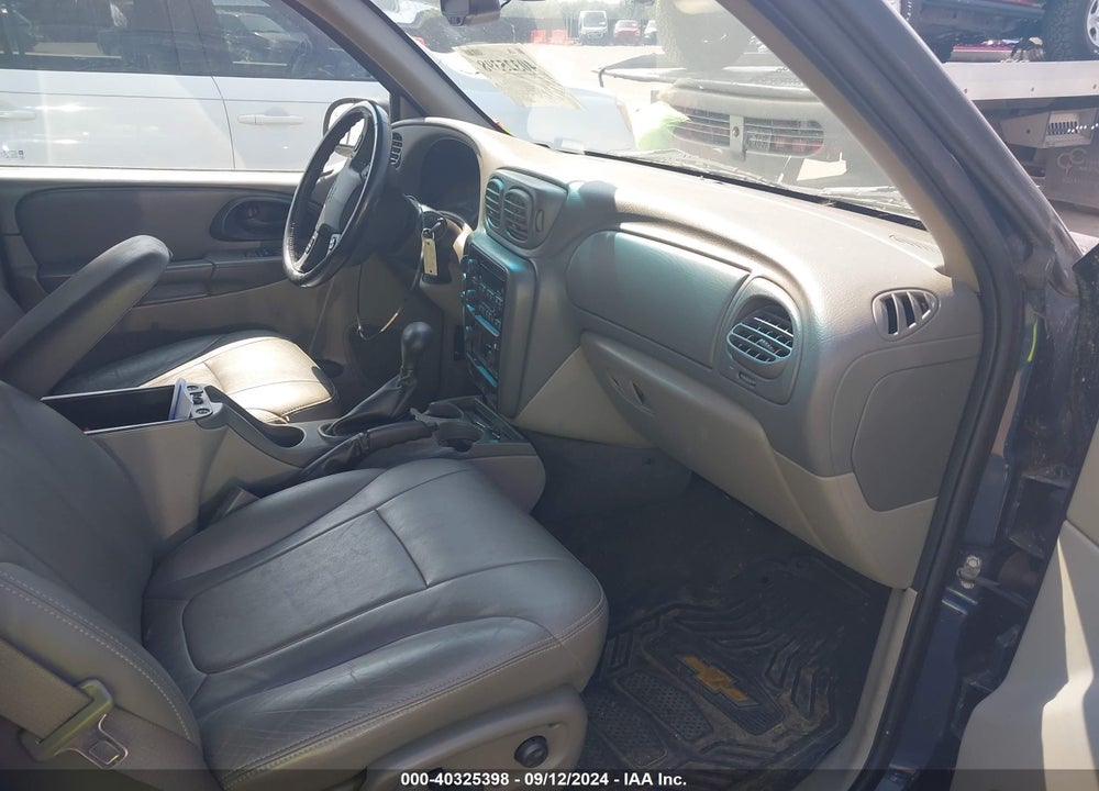 2003 CHEVROLET TRAILBLAZER LT VIN: 1GNDT13SX32226591