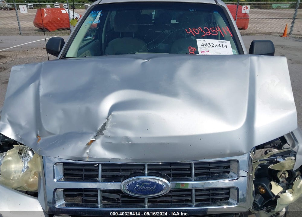 2008 FORD ESCAPE XLT VIN: 1FMCU03128KC98388