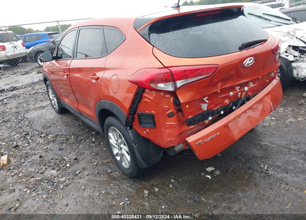 2016 HYUNDAI TUCSON SE VIN: KM8J23A43GU235914