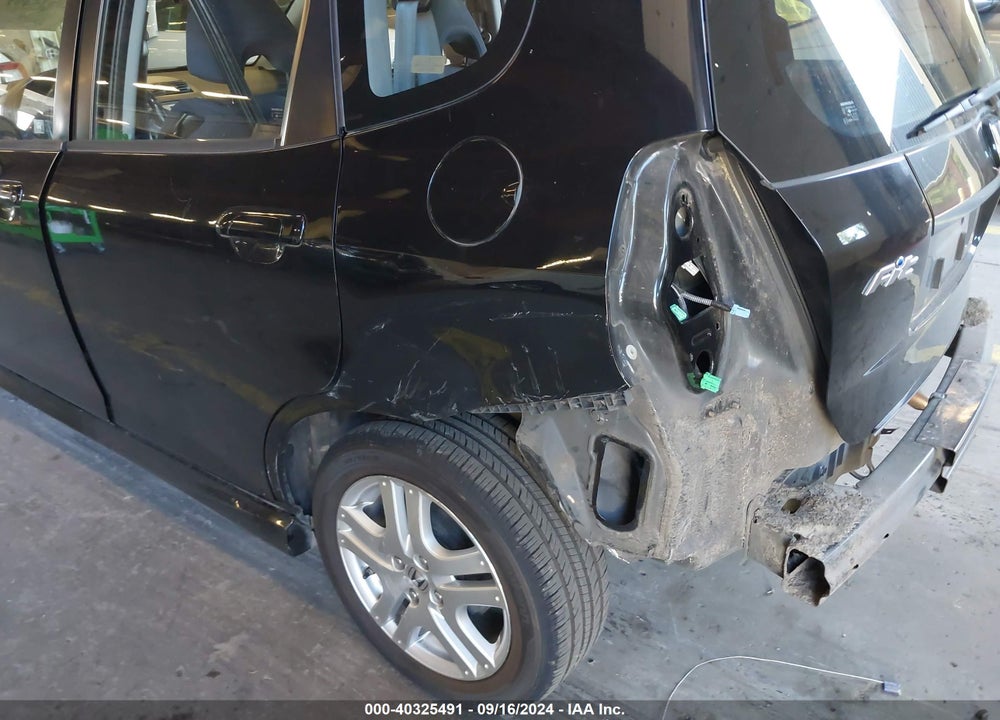 2008 HONDA FIT SPORT VIN: JHMGD38648S044059