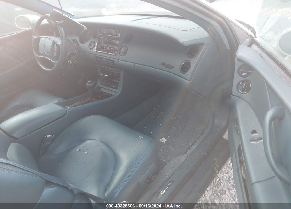 1996 BUICK RIVIERA VIN: 1G4GD2214T4705705
