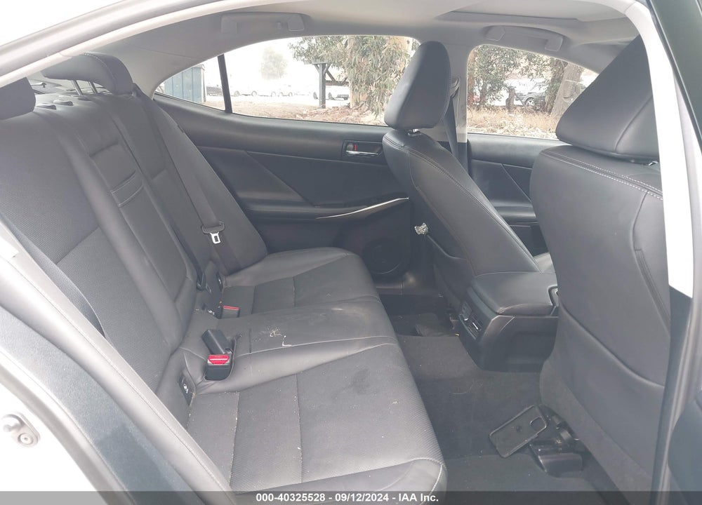 2016 LEXUS IS 200T VIN: JTHBA1D20G5006237