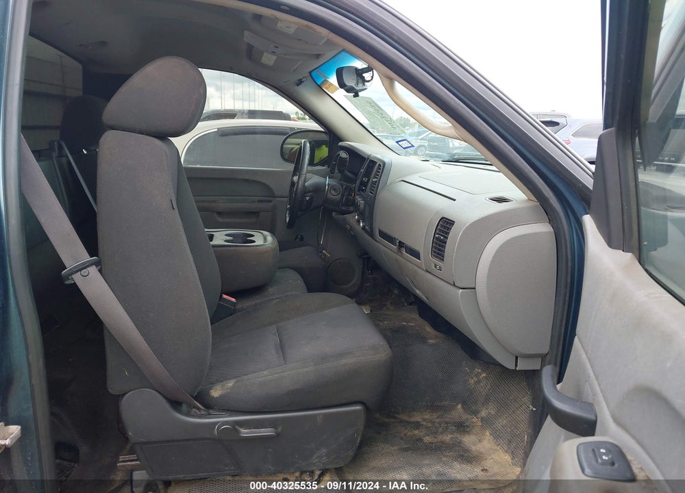 2011 GMC SIERRA 1500 WORK TRUCK VIN: 1GTN1TEX3BZ202677
