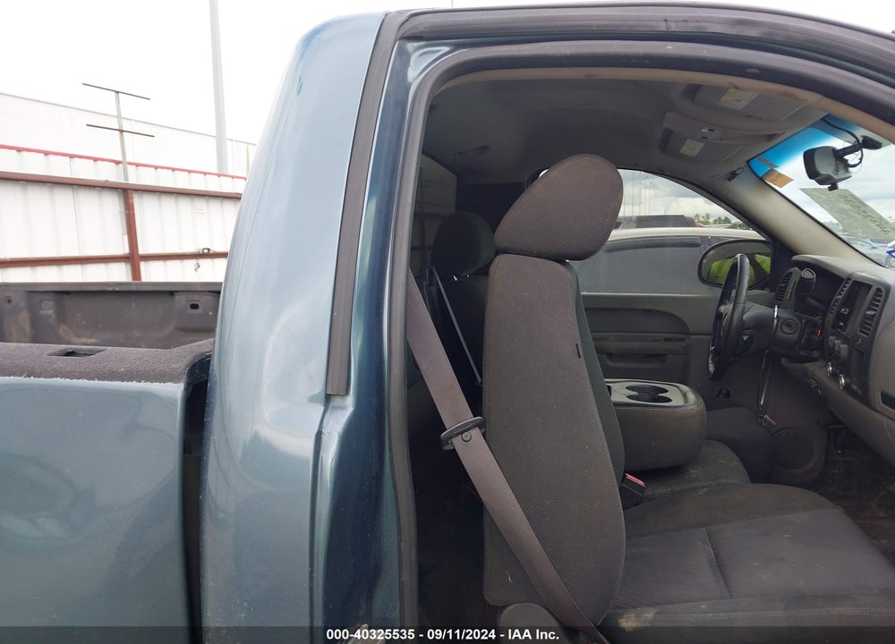 2011 GMC SIERRA 1500 WORK TRUCK VIN: 1GTN1TEX3BZ202677