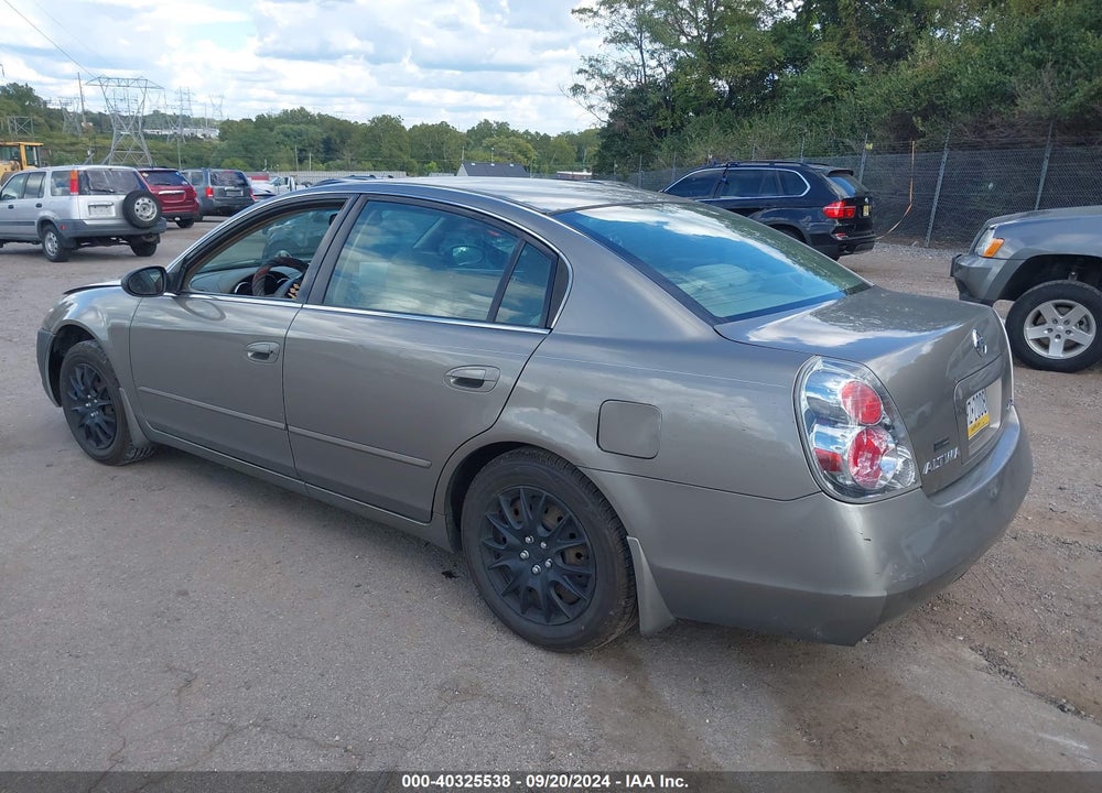 2005 NISSAN ALTIMA 2.5 S VIN: 1N4AL11D95N438308