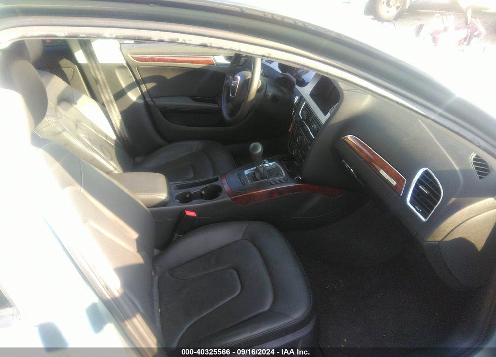 2010 AUDI A4 2.0T PREMIUM VIN: WAUBFAFL4AN028111