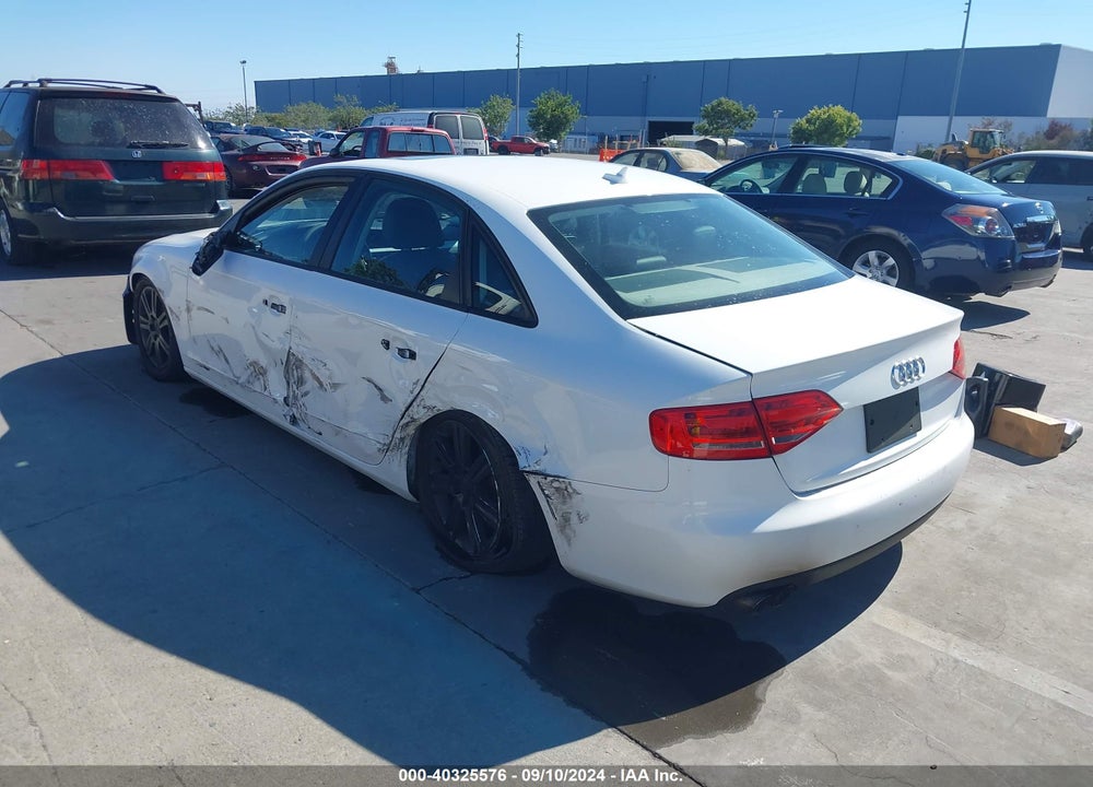 2011 AUDI A4 2.0T PREMIUM VIN: WAUAFAFL9BN037139