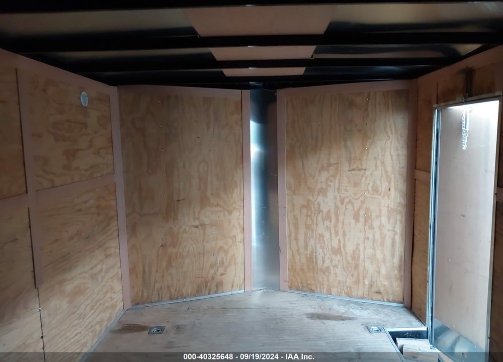 2015 HOMESTEADER PATIOT 820PT ENCLOSED TRAILER VIN: 5HABE2024FN035650