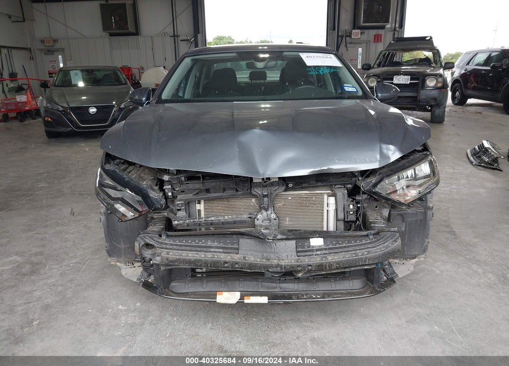2024 VOLKSWAGEN JETTA 1.5T S VIN: 3VW5M7BU5RM009688