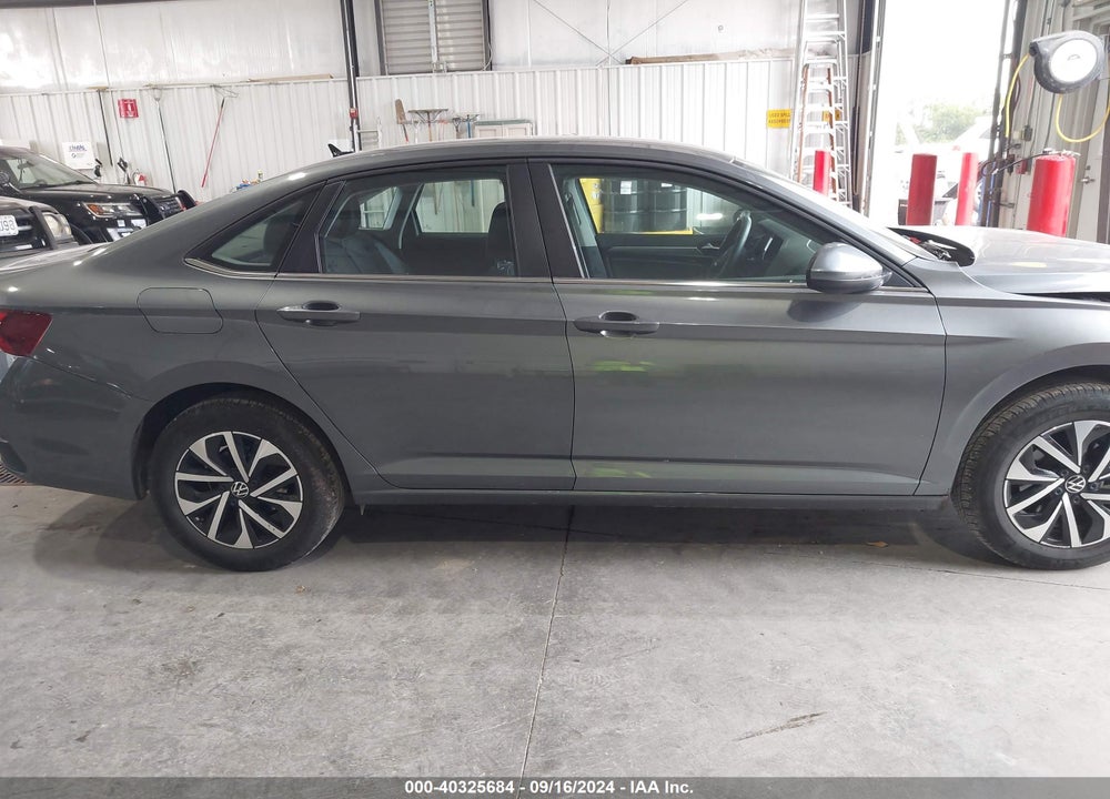 2024 VOLKSWAGEN JETTA 1.5T S VIN: 3VW5M7BU5RM009688