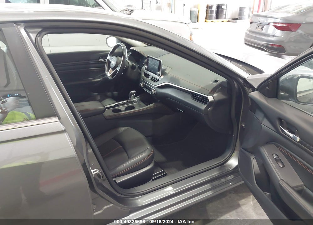 2022 NISSAN ALTIMA SR FWD VIN: 1N4BL4CVXNN387087