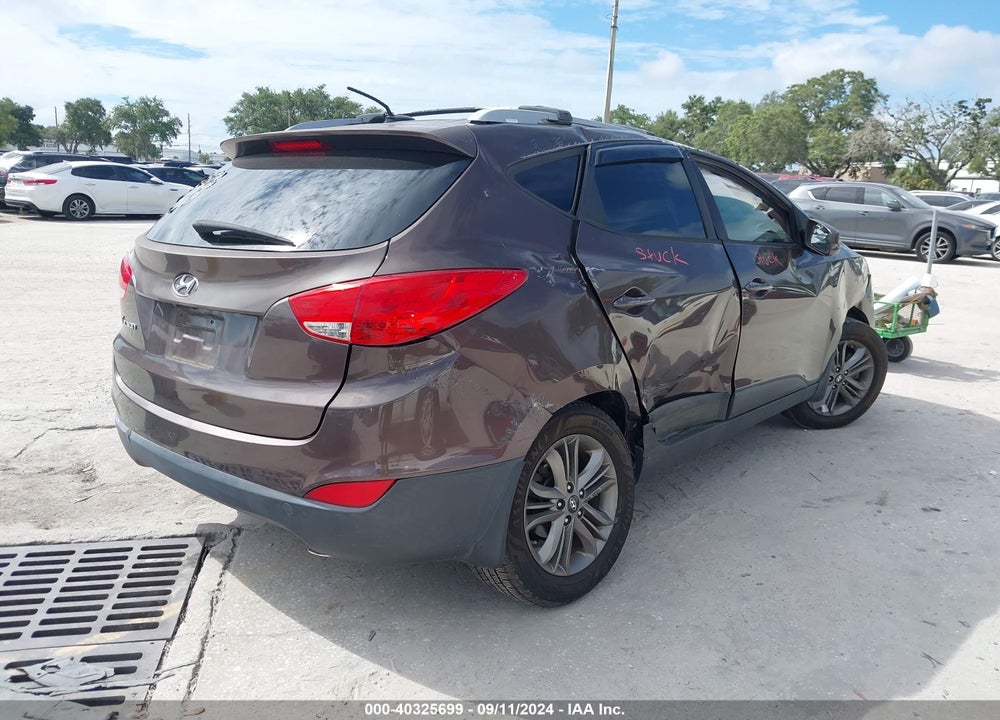2014 HYUNDAI TUCSON SE VIN: KM8JU3AGXEU949010