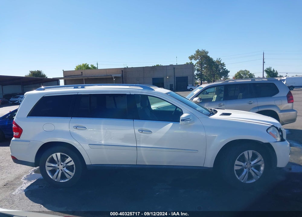 2011 MERCEDES-BENZ GL 450 4MATIC VIN: 4JGBF7BE1BA724281