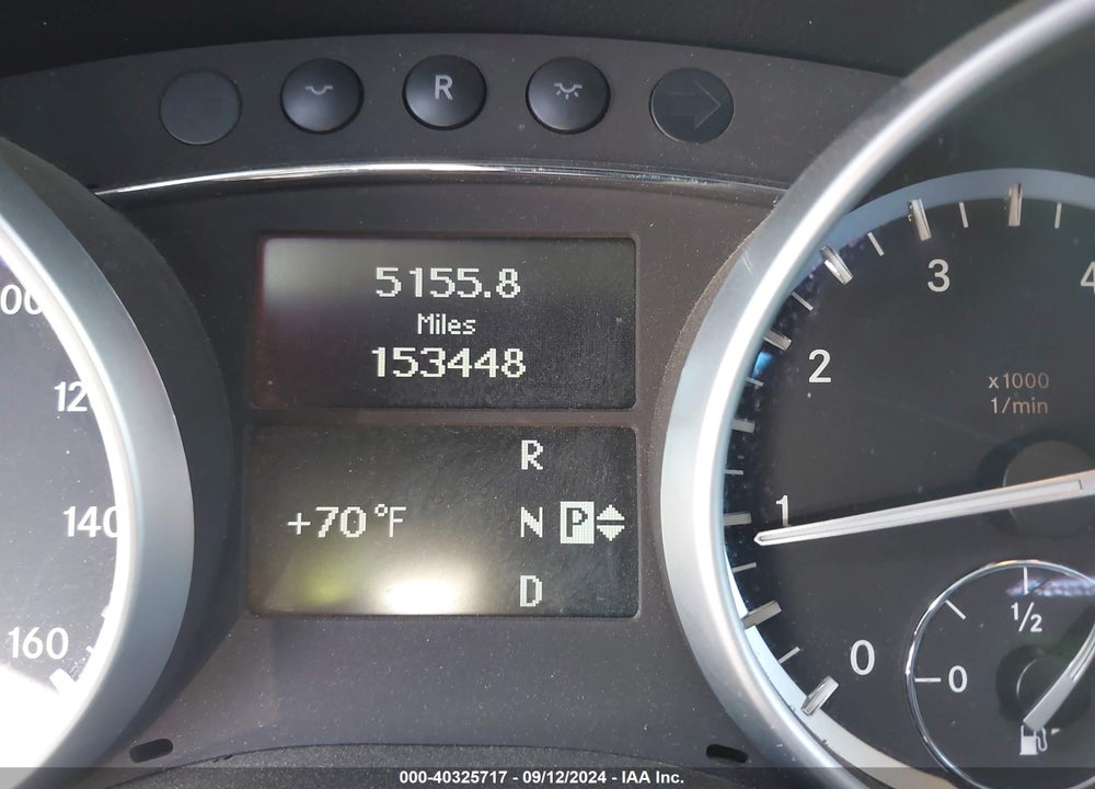 2011 MERCEDES-BENZ GL 450 4MATIC VIN: 4JGBF7BE1BA724281