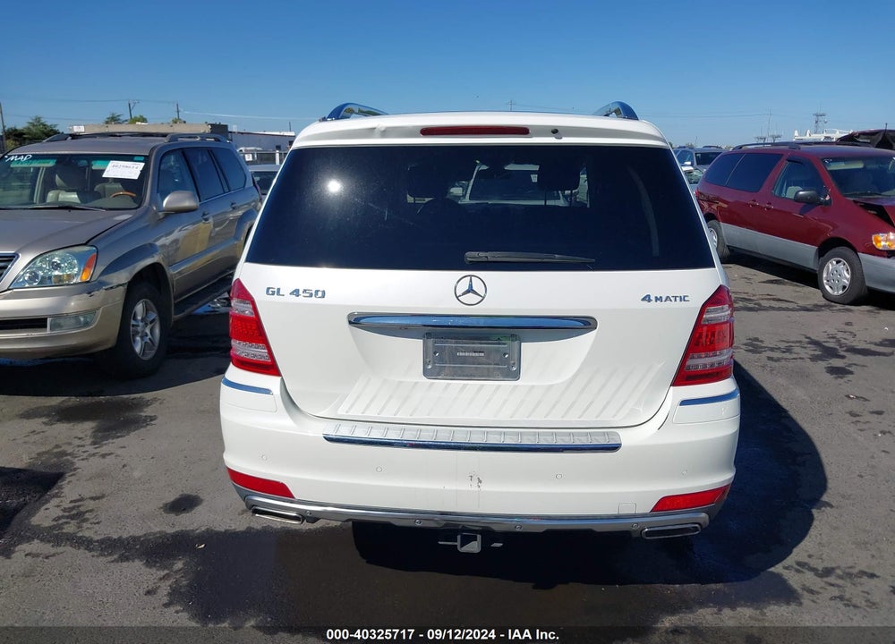 2011 MERCEDES-BENZ GL 450 4MATIC VIN: 4JGBF7BE1BA724281