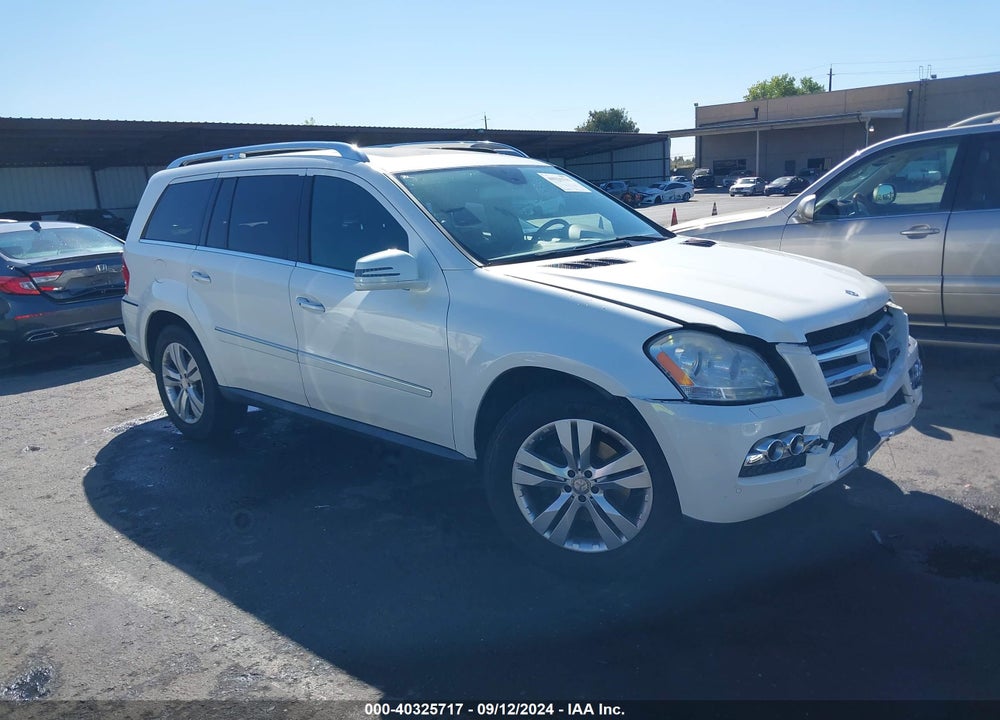 2011 MERCEDES-BENZ GL 450 4MATIC VIN: 4JGBF7BE1BA724281
