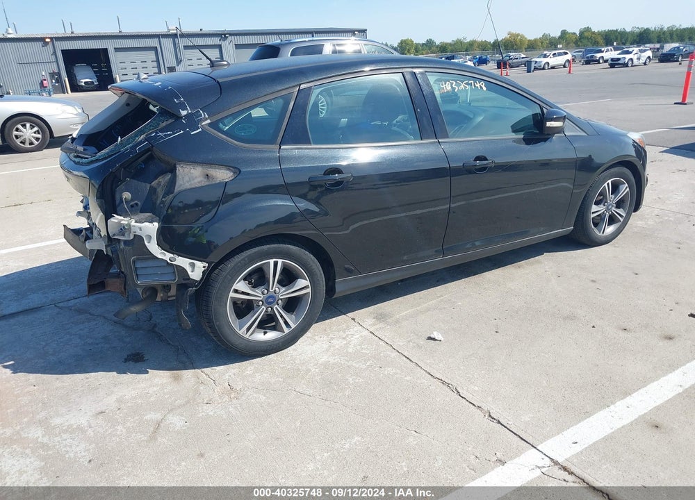 2014 FORD FOCUS SE VIN: 1FADP3K26EL453385
