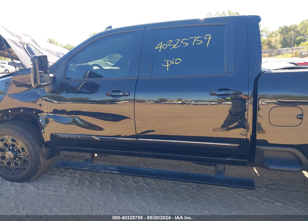 2024 CHEVROLET SILVERADO 3500HD HIGH COUNTRY VIN: 1GC4YVEY1RF196207