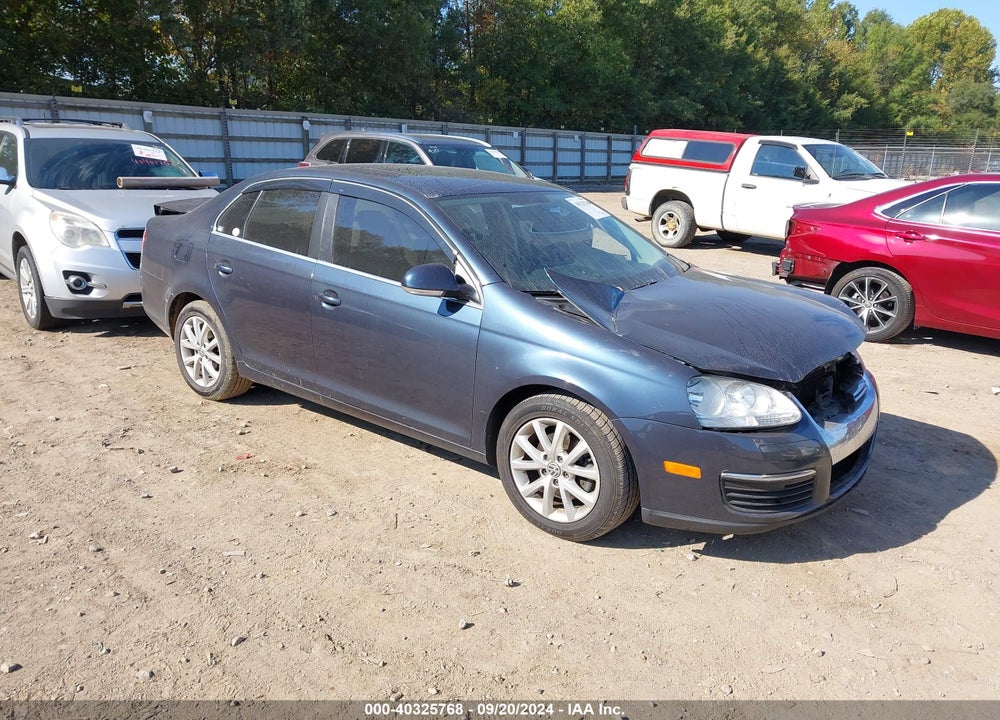 2010 VOLKSWAGEN JETTA SE VIN: 3VWRX7AJXAM032548