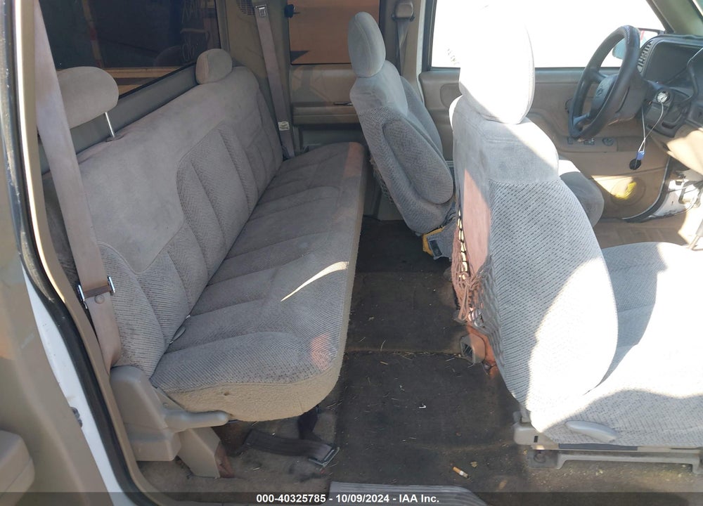 1998 CHEVROLET K1500 FLEETSIDE VIN: 2GCEK19R4W1261409