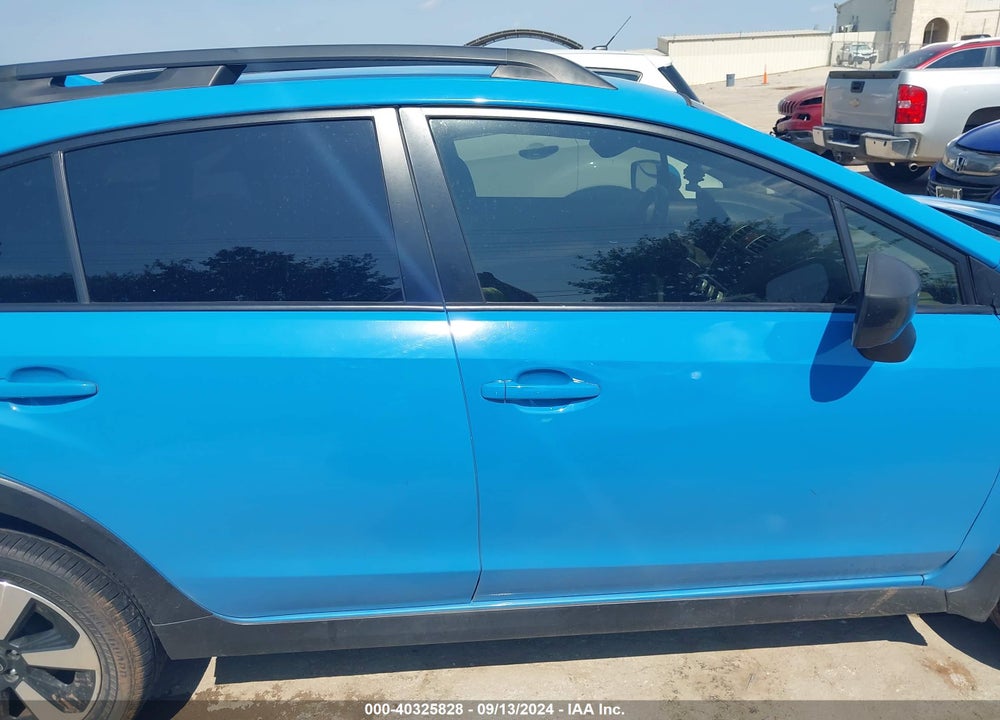 2017 SUBARU CROSSTREK 2.0I PREMIUM VIN: JF2GPADC6H8202957