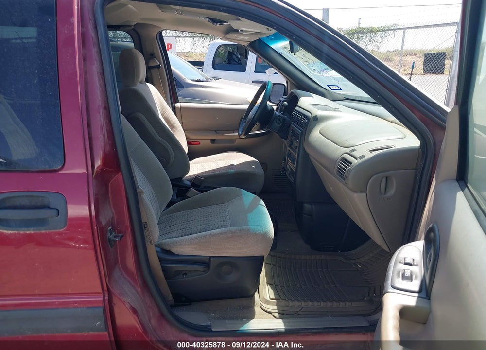 2004 CHEVROLET VENTURE LS VIN: 1GNDX03E44D106879
