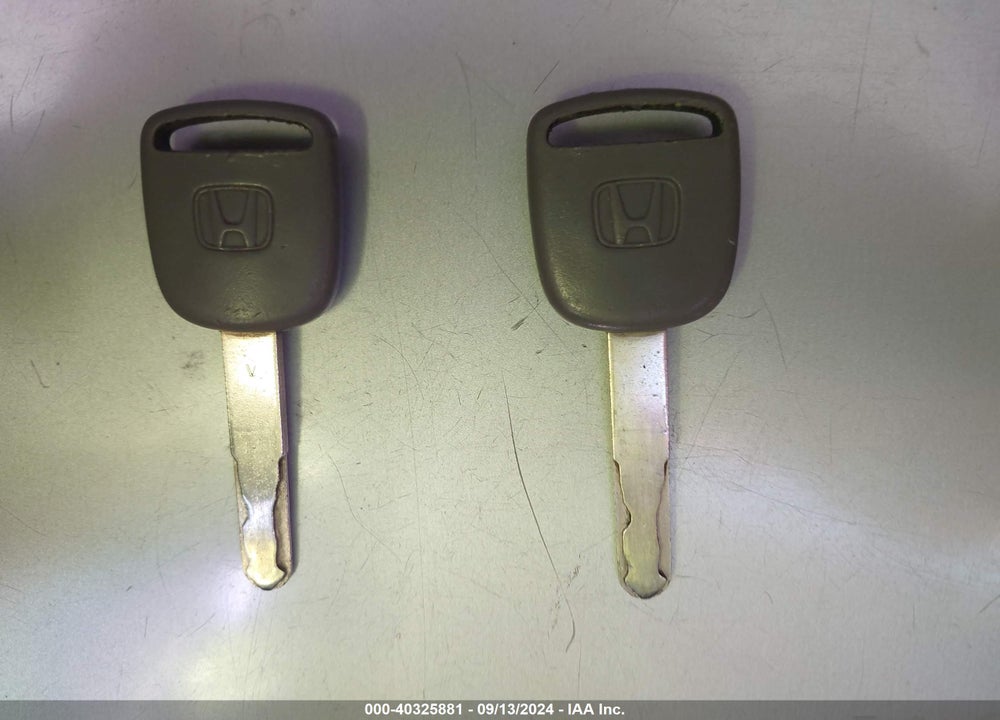 2008 HONDA CIVIC LX VIN: 1HGFA165X8L053445