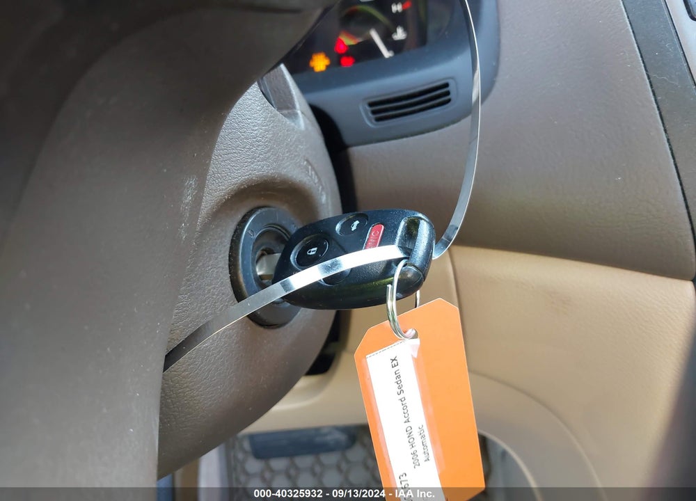 2006 HONDA ACCORD 2.4 EX VIN: 1HGCM56746A171227