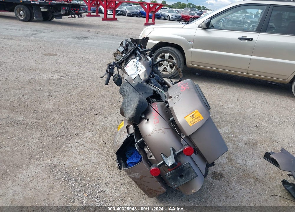 2019 INDIAN MOTORCYCLE CO. CHIEFTAIN DARK HORSE VIN: 56KTCDAA4K3372889