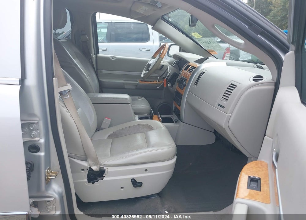 2007 CHRYSLER ASPEN LIMITED VIN: 1A8HX58277F503686