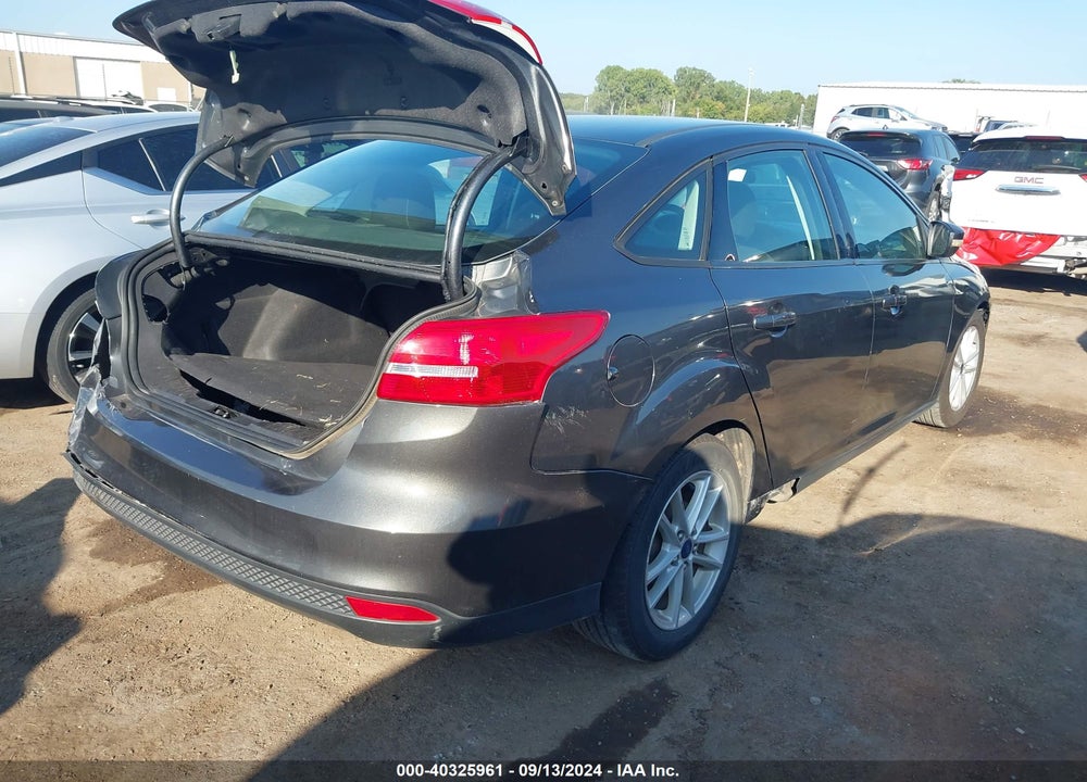 2017 FORD FOCUS SE VIN: 1FADP3F2XHL257934