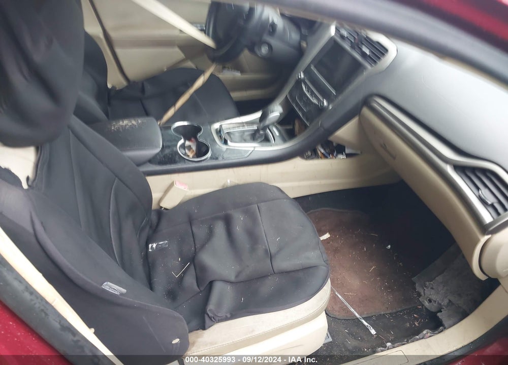2014 FORD FUSION SE VIN: 1FA6P0HD0E5379966