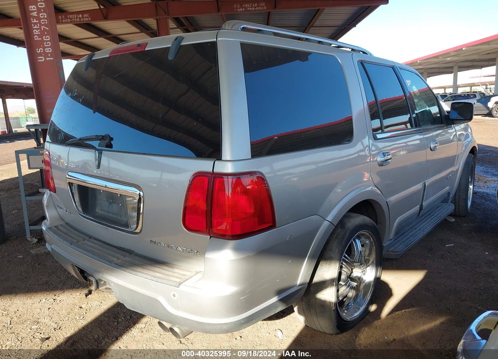 2004 LINCOLN NAVIGATOR VIN: 5LMFU27R34LJ01710