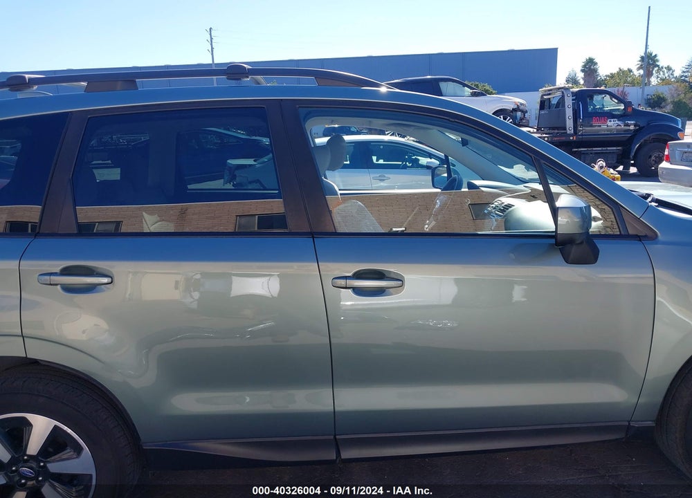 2018 SUBARU FORESTER 2.5I PREMIUM VIN: JF2SJAGC3JH538286