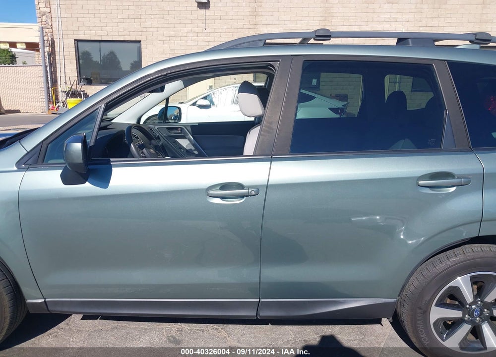 2018 SUBARU FORESTER 2.5I PREMIUM VIN: JF2SJAGC3JH538286
