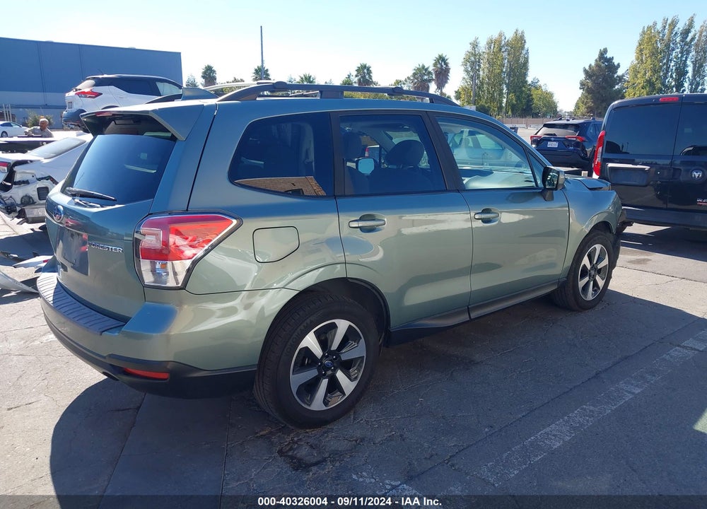 2018 SUBARU FORESTER 2.5I PREMIUM VIN: JF2SJAGC3JH538286