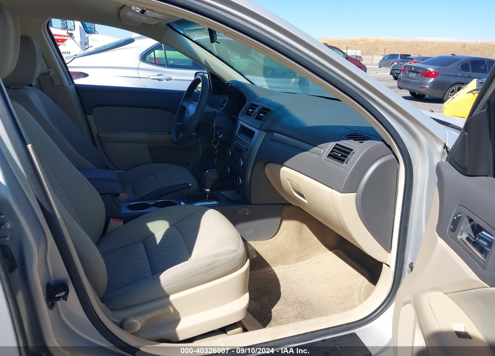 2010 FORD FUSION SE VIN: 3FAHP0HG7AR218525
