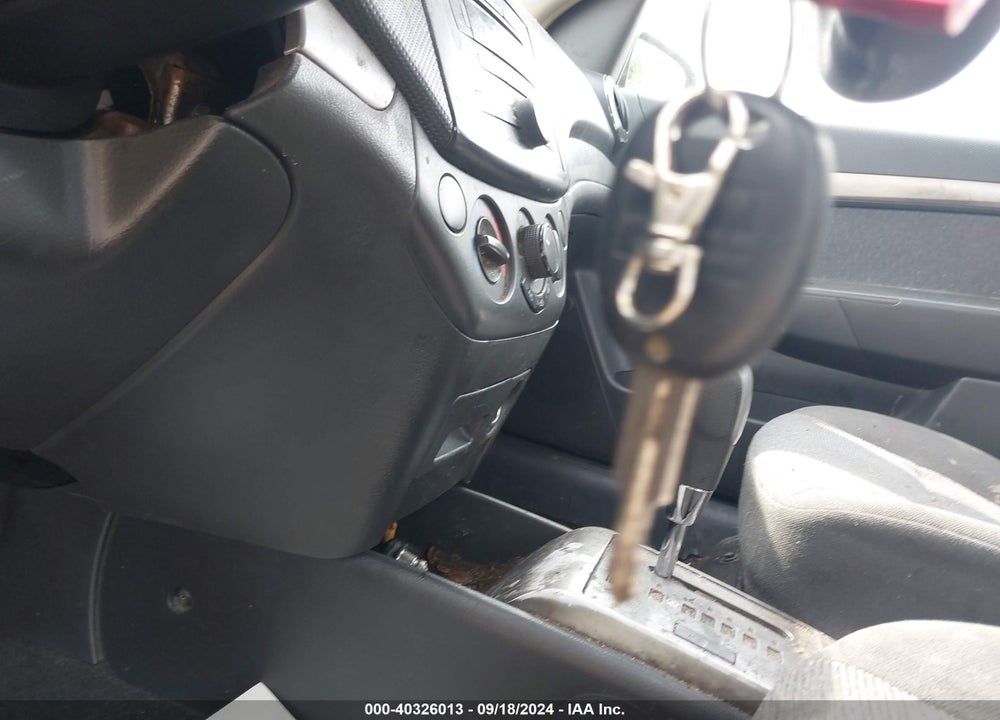 2007 CHEVROLET AVEO LT VIN: KL1TG566X7B071942