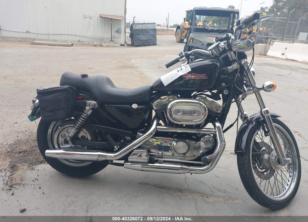 2000 HARLEY-DAVIDSON XL1200 C VIN: 1HD1CGP30YK133280
